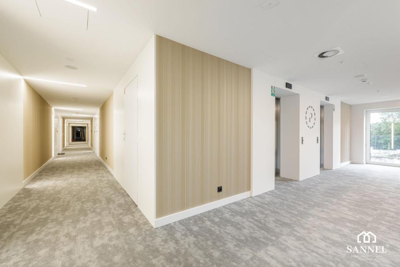 Apartament Golden Sand Z Dostepem Do Basenow,Jacuzzi,Strefy Saun- Pinea Apartments Pobierowo-Sannel Apartments For Rent Exterior foto